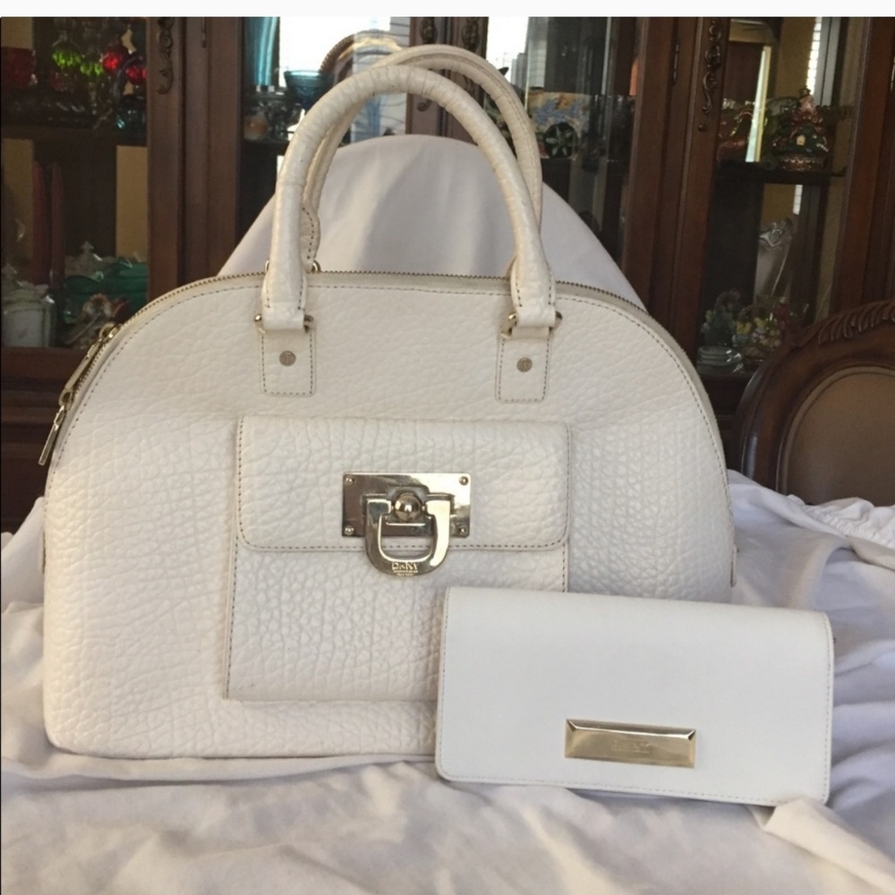 DKNY HANDBAG ONLY